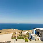 Mitato View Serifos Platis Gialos *