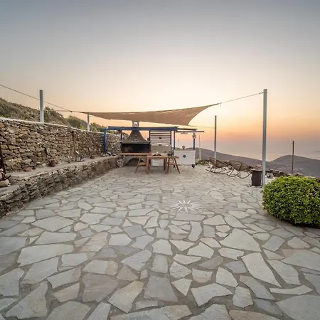 Mitato View Serifos Platis Gialos *