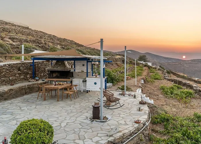 Mitato View Serifos Platis Gialos