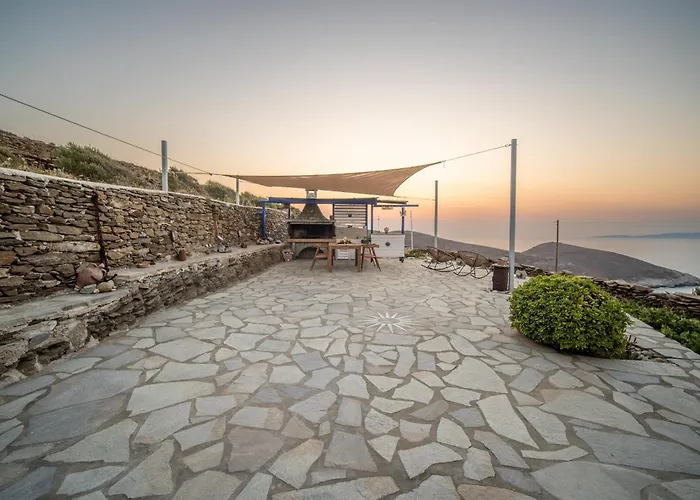 Mitato View Serifos Platis Gialos *