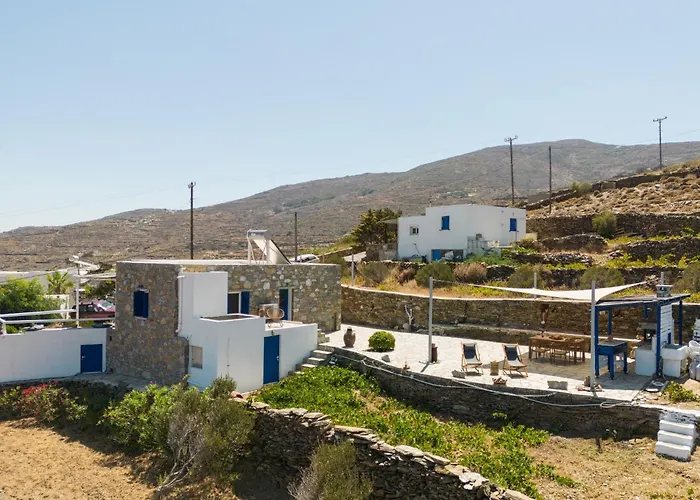 Mitato View Serifos Platis Gialos